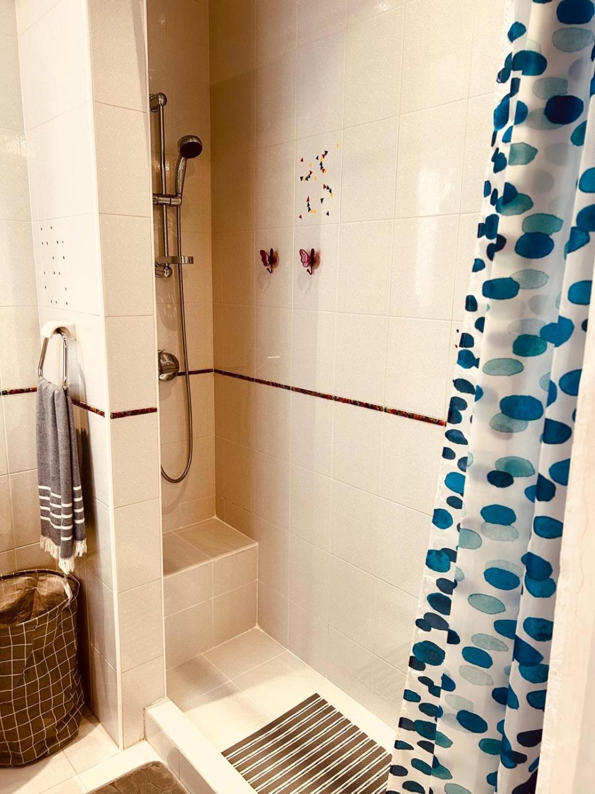 Pamper Проживание в семье *